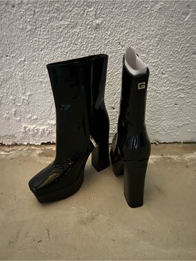 G by Guess Black Patent Platform Ankle Boots with Chunky Heel